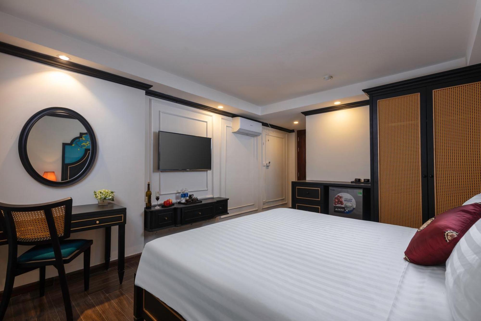 Queen Light Hotel Hanoi Bagian luar foto