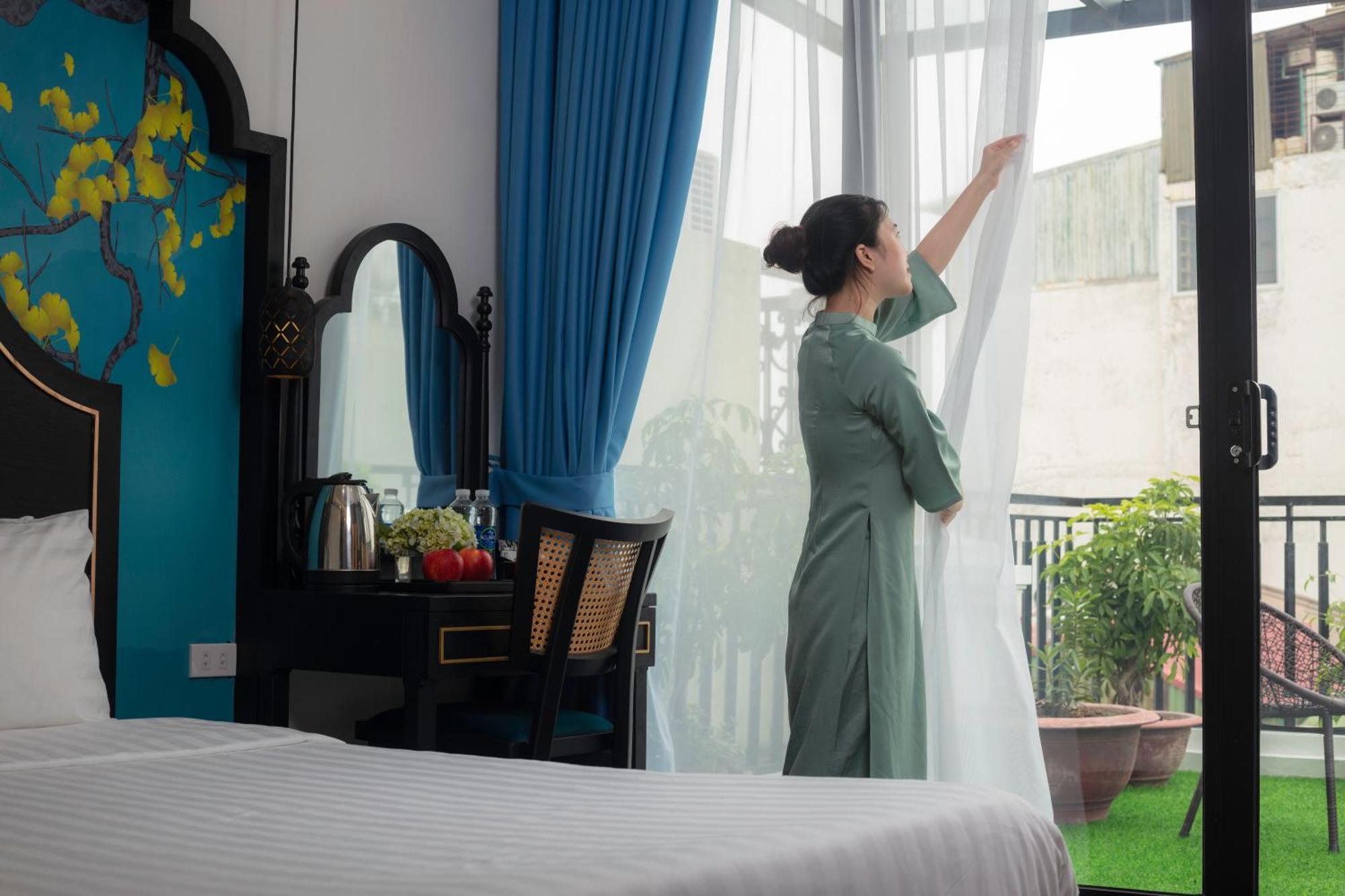 Queen Light Hotel Hanoi Bagian luar foto
