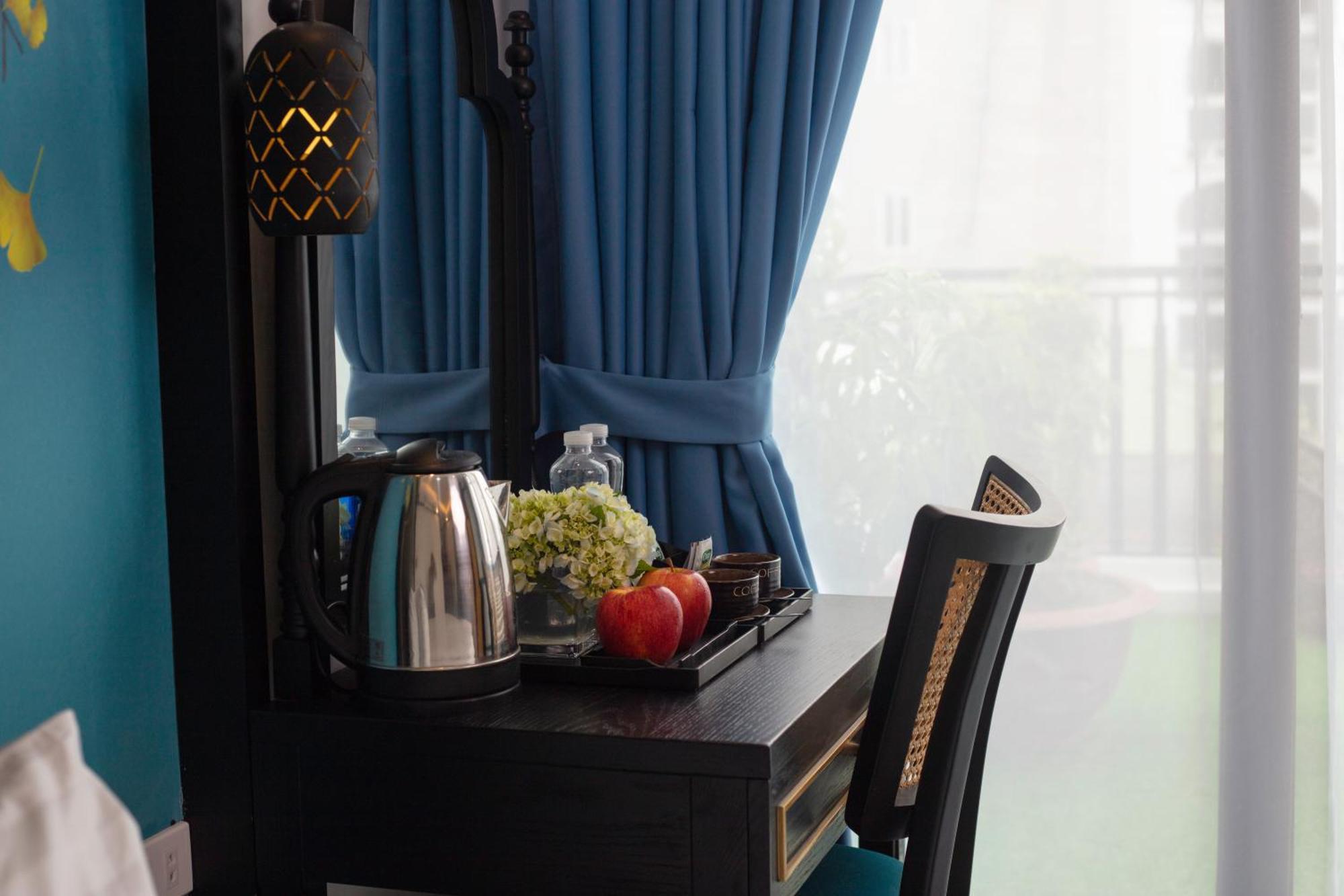 Queen Light Hotel Hanoi Bagian luar foto