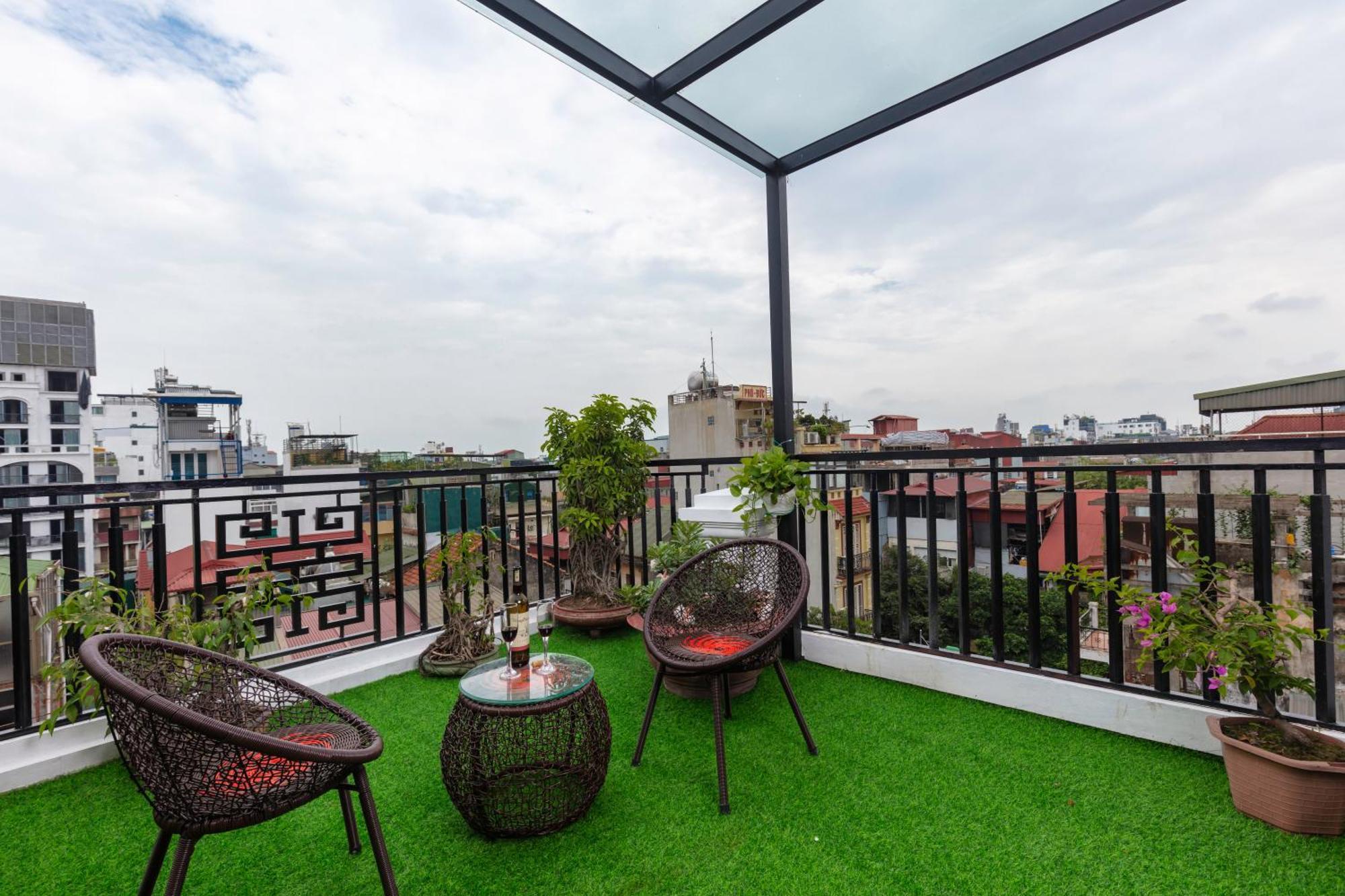 Queen Light Hotel Hanoi Bagian luar foto