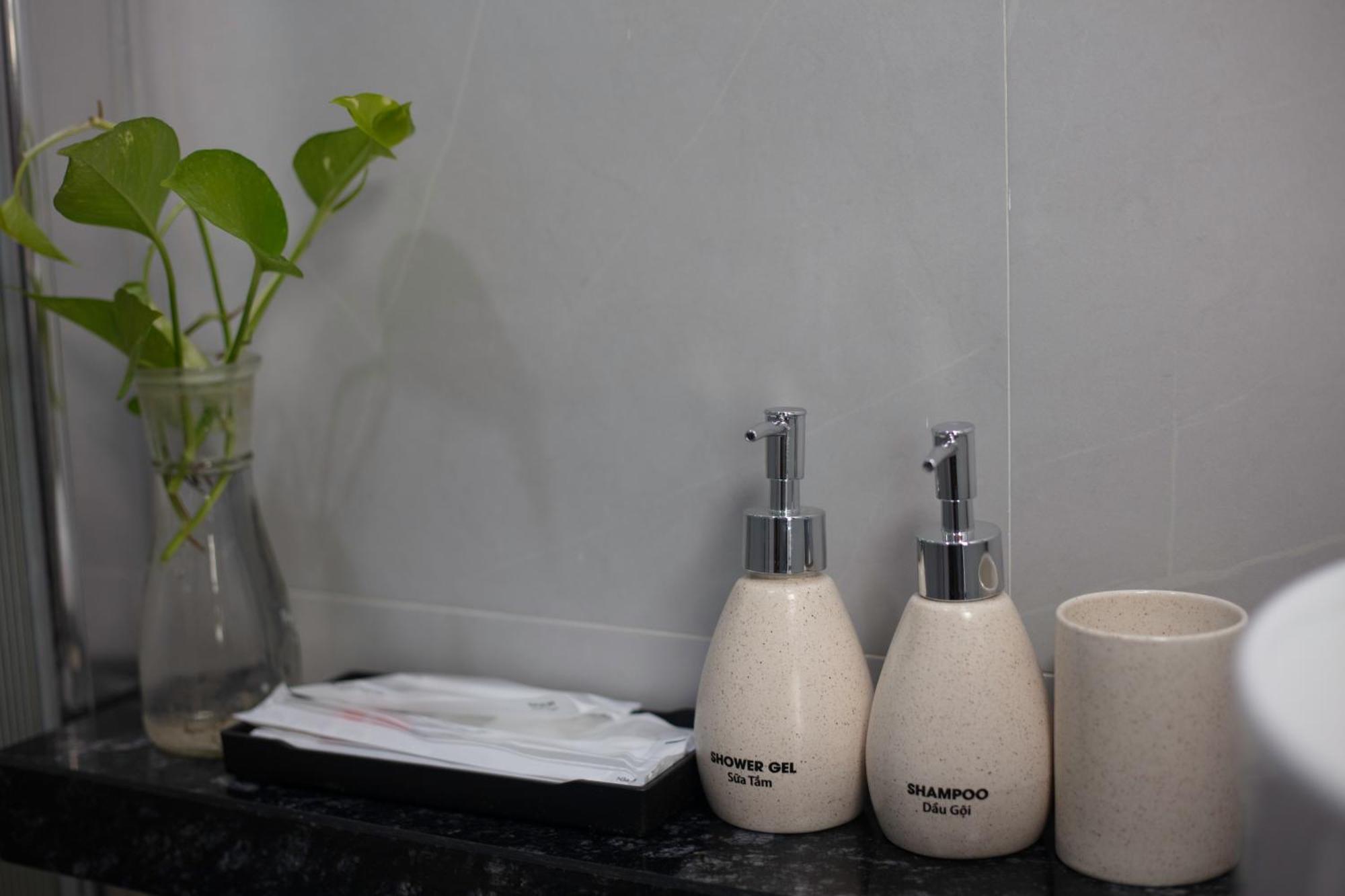 Queen Light Hotel Hanoi Bagian luar foto
