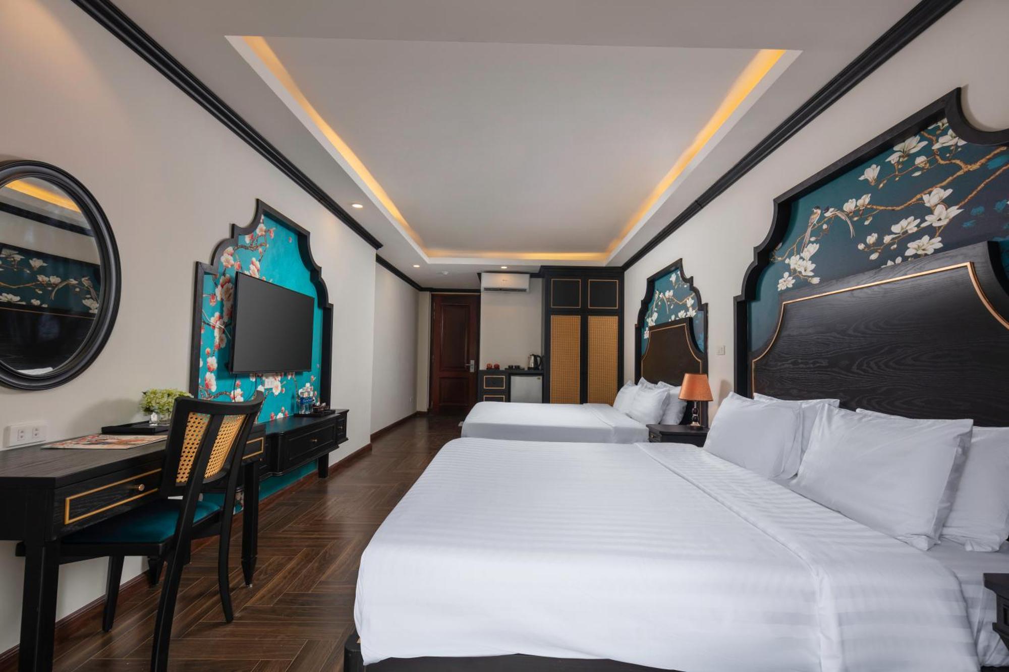 Queen Light Hotel Hanoi Bagian luar foto